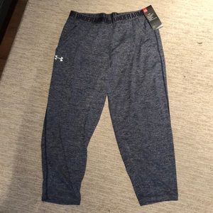 3/4 length brand new UA pants